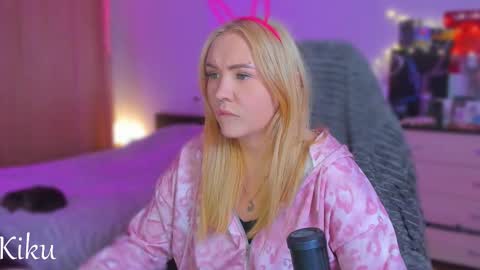 Kiku online show from 10.12.25