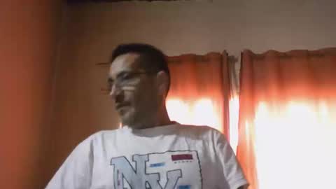 Snapshot of mdzarg chatting on 03.09.25 alejandro online show from 03.09.25