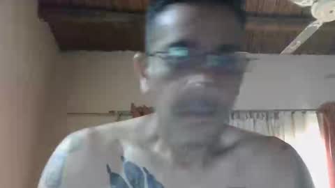 Snapshot of mdzarg chatting on 11.02.25 alejandro online show from 11.02.25
