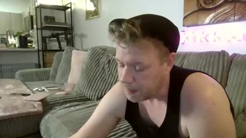 me2283 online show from 02.27.25