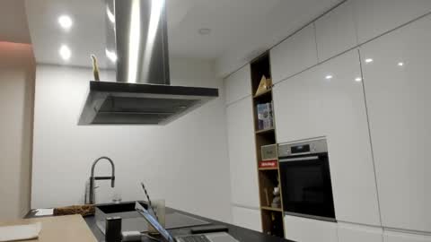 Alpha Male online show from 01.01.25