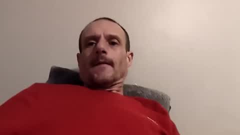 Snapshot of meanfinger chatting on 02.17.26 Jizzy online show from 02.17.26