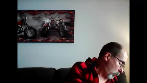 me at home online show from 03.08.25