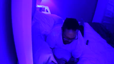 mecrago online show from 11.18.25