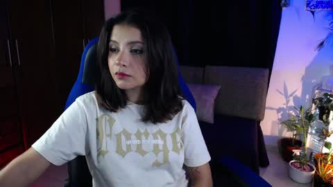 Snapshot of medusa_025 chatting on 02.06.25 Coral online show from 02.06.25