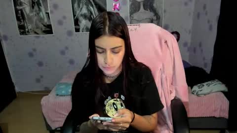 Katrina online show from 11.26.25