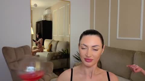 Snapshot of medussaeyes chatting on 04.25.26 MedussaEyes online show from 04.25.26