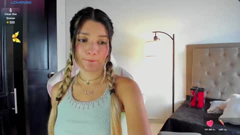 Snapshot of meduza_sexy_caramel chatting on 03.07.25 Baio online show from 03.07.25