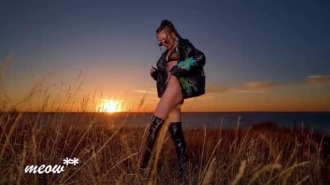 Sweet Meow nonude online show from 09.15.25