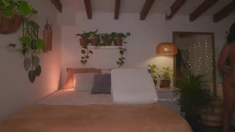 Andrea  online show from 11.16.25