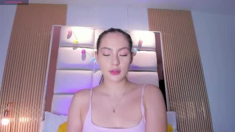 Snapshot of megaan_rouse chatting on 05.07.26 megaan_rouse online show from 05.07.26