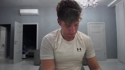 Max online show from 12.12.24