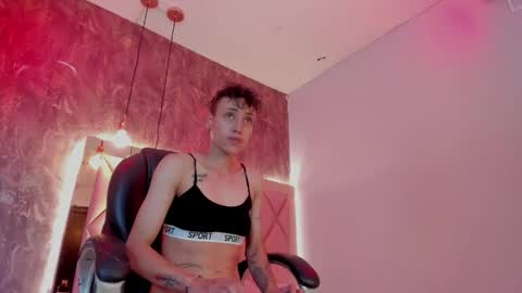 Snapshot of megan_and_clohe chatting on 04.29.26 M E G A N online show from 04.29.26