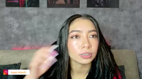 Megan Bluee online show from 03.16.26