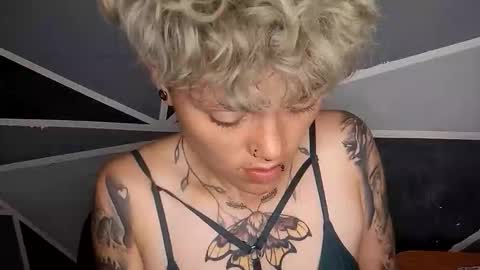 Megan and sophi online show from 02.14.26