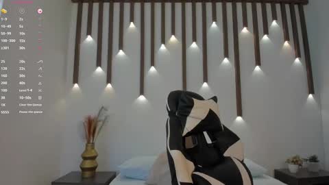 MEGAN COOPER online show from 11.29.25