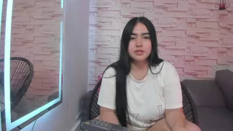 megan_jenner18_ online show from 07.12.26