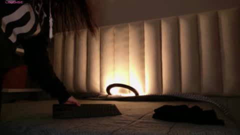     online show from 11.13.25