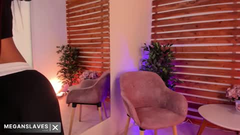 Snapshot of megan_raiin chatting on 03.19.26 megan_raiin online show from 03.19.26