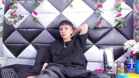 Snapshot of megan_thompsonn_ chatting on 10.04.25 megan_thompsonn_ online show from 10.04.25