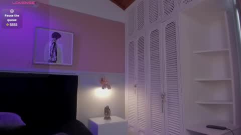 Jazmin  online show from 12.18.24