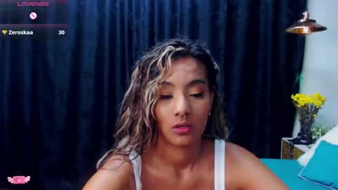 Snapshot of meganadriels96 chatting on 01.17.25 M E G A N online show from 01.17.25