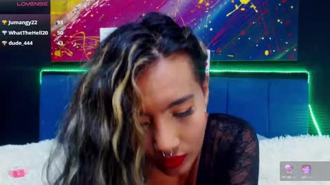 Snapshot of meganadriels96 chatting on 01.18.25 M E G A N online show from 01.18.25