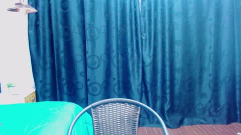 Snapshot of meganadriels96 chatting on 02.17.25 M E G A N online show from 02.17.25