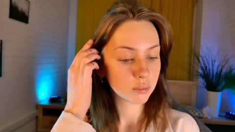 Snapshot of meganclapp chatting on 04.23.26 Megan online show from 04.23.26