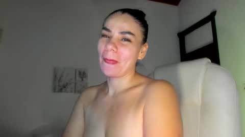 Megan M online show from 02.01.25