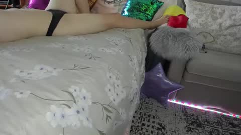 Nicki--------- Welcome to my Room online show from 09.10.25