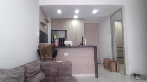 megan        online show from 02.09.25