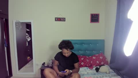 megan        online show from 02.20.25