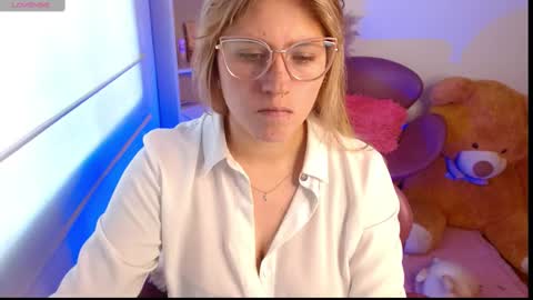 MEGAN online show from 02.10.25