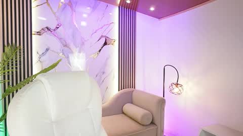 Megan Lowell online show from 12.16.25