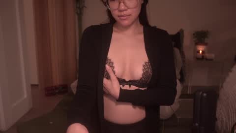  for more 3 online show from 12.25.24