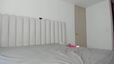 meganmir1 online show from 02.26.26