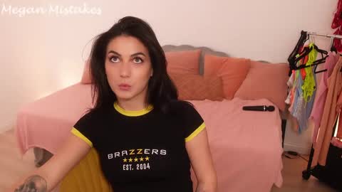 Snapshot of meganmistakes chatting on 12.31.24 Megan Mistakes online show from 12.31.24