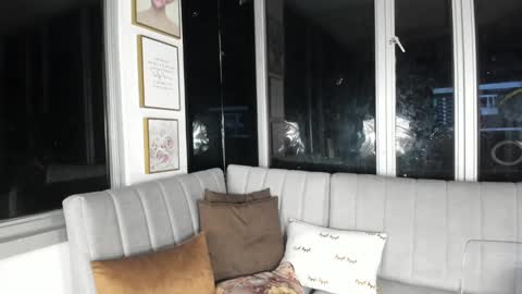 Mara online show from 02.12.25