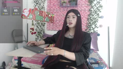Snapshot of megannixx chatting on 12.27.24 megannixx online show from 12.27.24