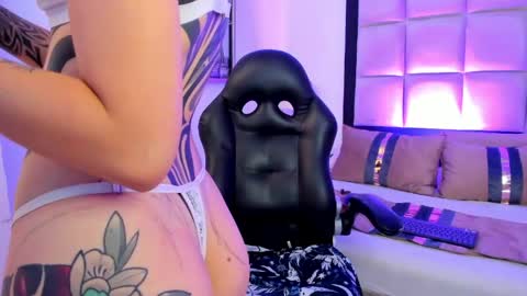 Snapshot of meganpresleyy chatting on 04.30.26 Megan Presley online show from 04.30.26