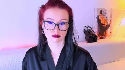 Megan online show from 10.06.25