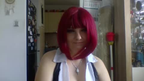 Snapshot of meganwetpussy chatting on 06.09.26 Megan online show from 06.09.26