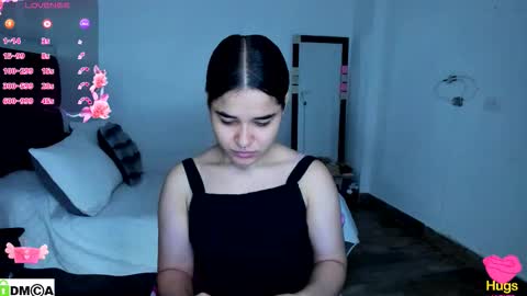 Snapshot of meganxue18 chatting on 10.28.25 Megan Xue online show from 10.28.25