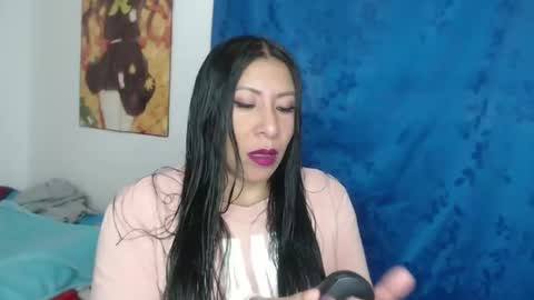 megara_love online show from 02.11.26