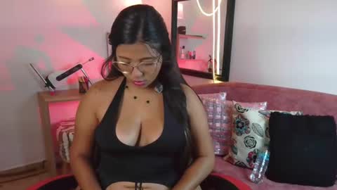Snapshot of meggan_greey chatting on 07.30.26 Your best slave online show from 07.30.26