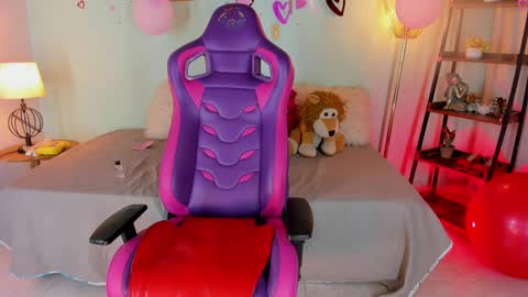 Meggan online show from 02.27.25