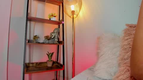 Meggan online show from 03.06.25