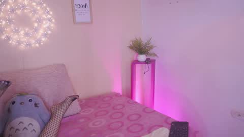 Meggie 1J online show from 12.19.25