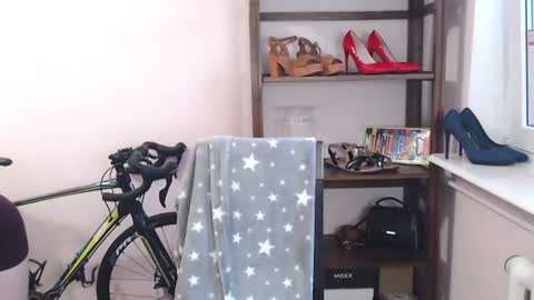 Megi online show from 07.11.26